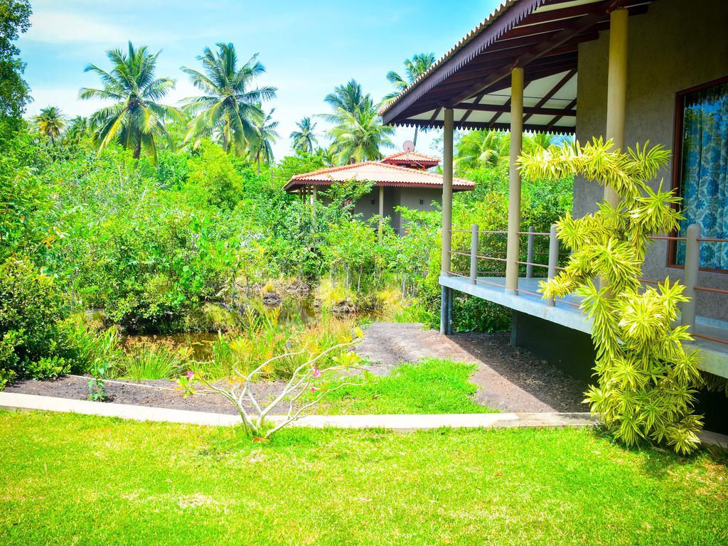 Mass Eco Cabana Yoga & Spa - Unawatuna Buitenkant foto